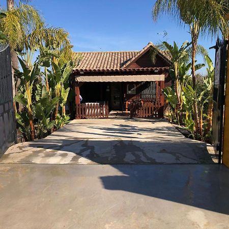 Vila Casa De Madera El Oasis El Palomar Sevilla Exteriér fotografie